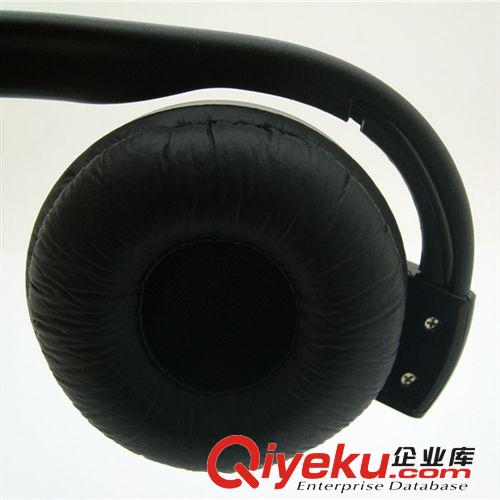 生產(chǎn)供頭精美戴式無(wú)線插卡耳機(jī) 可用于電腦  聽力耳機(jī)原始圖片2