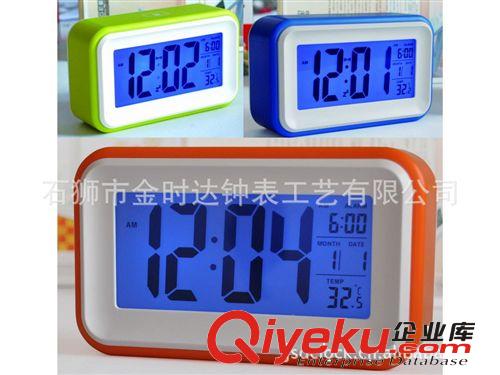 供應(yīng) USB雙電源供電聰明鐘 新款 帶USB接口充電 帶觸摸功能原始圖片3