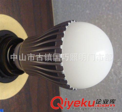 供應(yīng)led5w球泡燈 led大功率鋁殼球泡燈 led節(jié)能燈