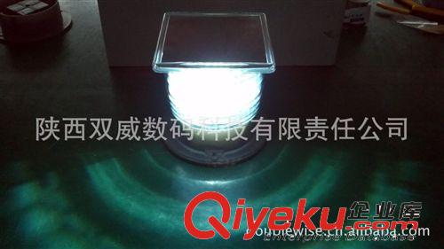 海洋養(yǎng)殖業(yè)網(wǎng)箱專用海洋燈 太陽能警示燈 長壽命節(jié)能燈DWS502原始圖片3