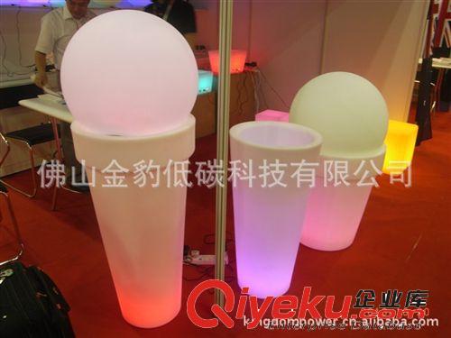環(huán)保材料柱形梯形發(fā)光花盆 優(yōu)質(zhì)LED發(fā)光花盆廠家原始圖片3