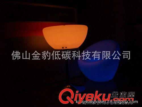 酒吧發(fā)光桌子 發(fā)光椅子 七彩變色LED酒吧發(fā)光桌子 LED雞尾酒桌原始圖片2