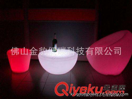 滾塑加工PE材料遙控16色變化發(fā)光沙灘沙發(fā) LED歐式發(fā)光沙發(fā)