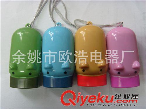 小額批發(fā)2LED小豬電筒 卡通電筒 環(huán)保手壓電筒 手壓手電筒原始圖片2