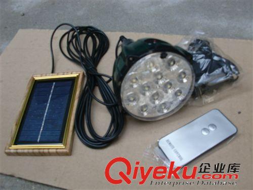 太陽能應(yīng)急照明燈,內(nèi)置鋰電,八小時正常發(fā)光,高亮度,一板二燈,
