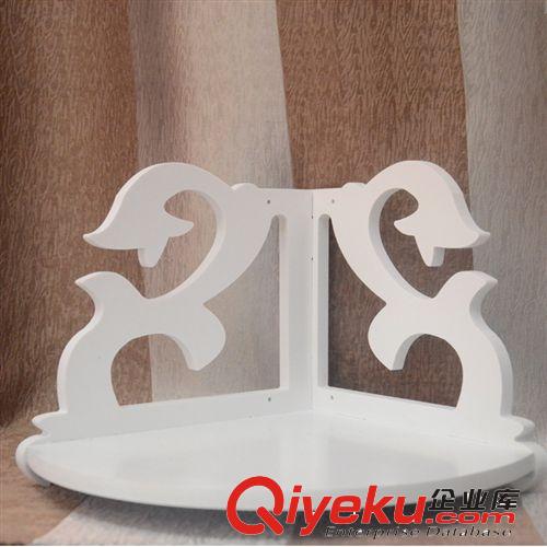 廠家批發(fā)直銷 現(xiàn)代創(chuàng)意鏤空雕花 白色浴室轉(zhuǎn)角置物架原始圖片2