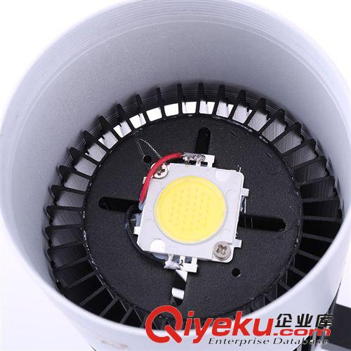 LED軌道射燈COb20W 30W 服裝店導(dǎo)軌燈集成射燈櫥窗燈廠家直銷原始圖片3