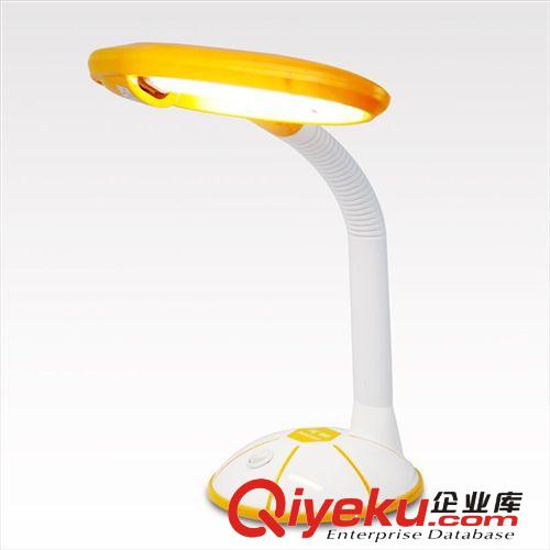 足球王子學生兒童工作學習護眼臺燈床頭閱讀創意燈具特價批發原始圖片3