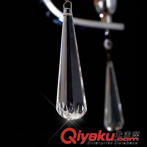 歐式復古燈具 簡約現(xiàn)代鐵藝燈飾個性餐廳燈吧臺布藝燈創(chuàng)意5頭吊燈