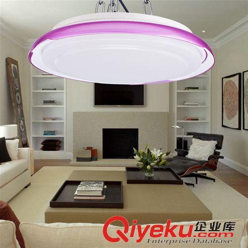 現(xiàn)代簡(jiǎn)約臥室燈吸頂LED注塑客廳吸頂燈LED節(jié)能面包吸頂燈現(xiàn)貨批發(fā)