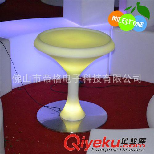 供應(yīng)LED發(fā)光茶幾 KTV茶幾 發(fā)光家具 酒吧酒店餐廳家具 款式多樣