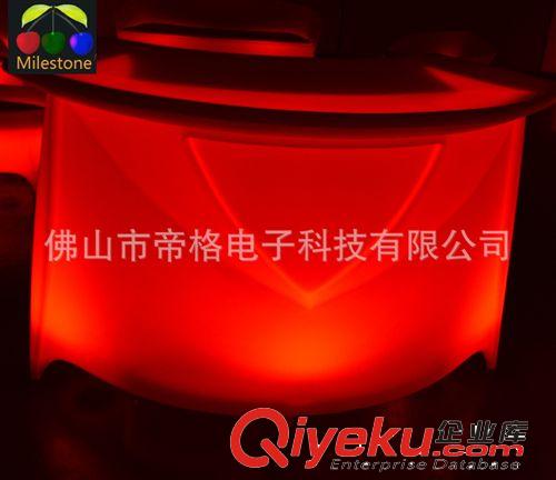 led發(fā)光吧臺  座臺 單只16色 無線遙控變色 可充電適用