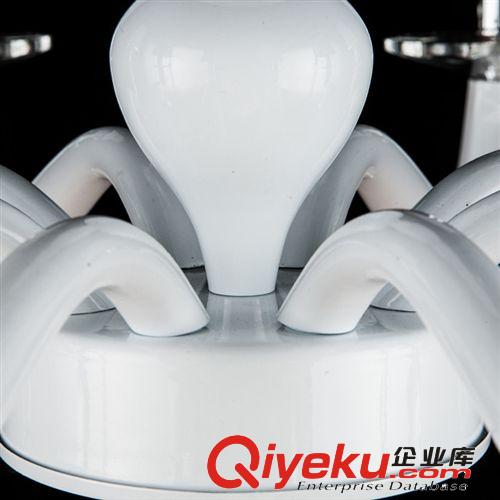 廠家批發(fā)現(xiàn)代客廳時尚豪華水晶吊燈 白色蠟燭水晶燈夾片吊燈原始圖片2