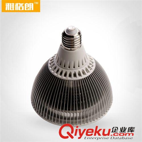 led射燈15w 新款鰭片長(zhǎng)壽命高聚光 餐廳室內(nèi)節(jié)能par燈 廠家直銷