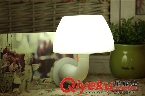 創(chuàng)意led聲控小夜燈 臥室燈 壁燈  創(chuàng)意家居飾品  led壁燈批發(fā)原始圖片2