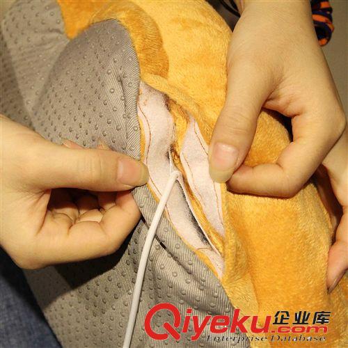 電暖腳寶 保暖電子產(chǎn)品 usb暖腳鞋 usb保暖產(chǎn)品 usb暖腳寶原始圖片2