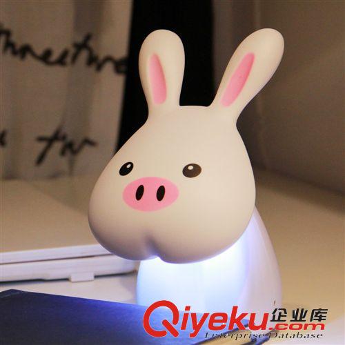 伊品堂正版LED牛牛充電臺燈/LED充電小臺燈/五色可選小夜燈