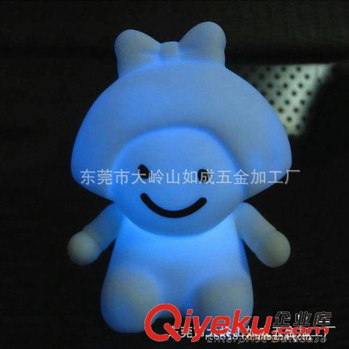 廠家批量供應 精美塑料節(jié)慶道具萬圣節(jié)舞會面具 可加工定制