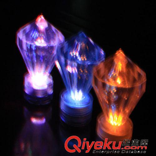廠家供應(yīng)LED鉆石形狀蠟燭燈 防水蠟燭燈美觀好裝飾