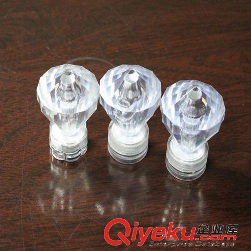 廠家供應(yīng)LED鉆石形狀蠟燭燈 防水蠟燭燈美觀好裝飾