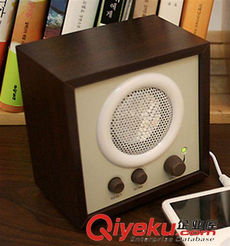 古典麥克風(fēng)收音機(jī) AM/FM 帶時(shí)鐘顯示 鬧鈴功能