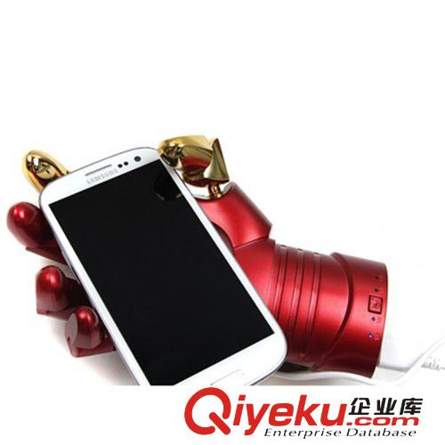 珍藏鋼鐵俠移動電源 充電寶 蘋果三星手機(jī)通用 超大容量手模原始圖片3