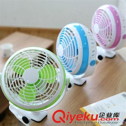 歐式復(fù)古搖頭風(fēng)扇 電池可搖頭迷你風(fēng)扇 USB風(fēng)扇 臺(tái)桌扇 塑料扇罩
