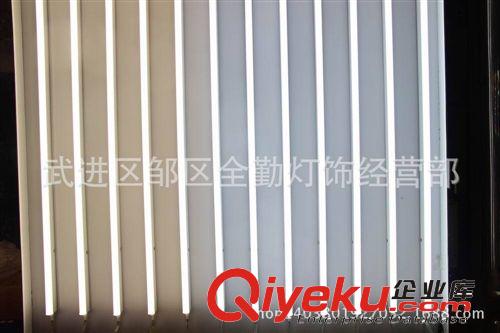 廠家推薦  t8led全塑燈管 節能日光燈 分體燈管