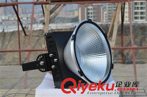 國(guó)惠 100W150W工廠車(chē)間照明倉(cāng)庫(kù)天棚燈70W 200W LED工礦燈廠房燈