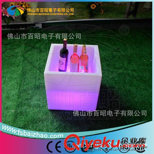 冰桶、LED發(fā)光冰壺、RGB七彩花盆、PE塑膠花瓶、遙控充電冰槽凳子原始圖片2