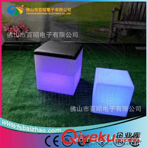 冰桶、LED發(fā)光冰壺、RGB七彩花盆、PE塑膠花瓶、遙控充電冰槽凳子原始圖片3