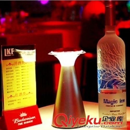 led酒吧充電吧臺燈 婚慶創(chuàng)意酒吧小臺燈 夜場夜店KTV電子蠟燭桌面