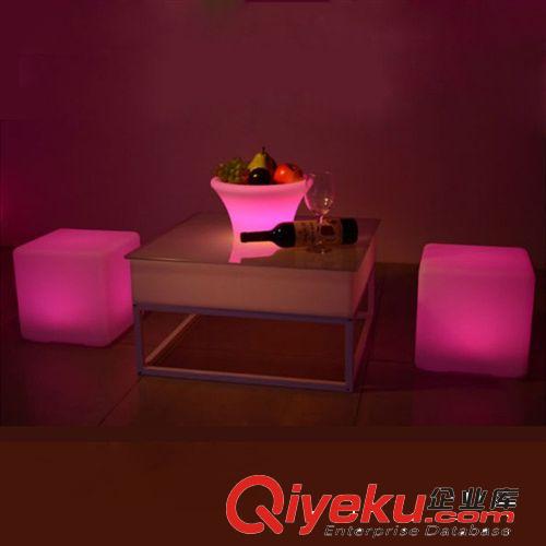 led發(fā)光家具出口酒吧裝飾發(fā)光家具 創(chuàng)意發(fā)光酒吧吧臺(tái)桌面燈發(fā)光臺(tái)原始圖片3