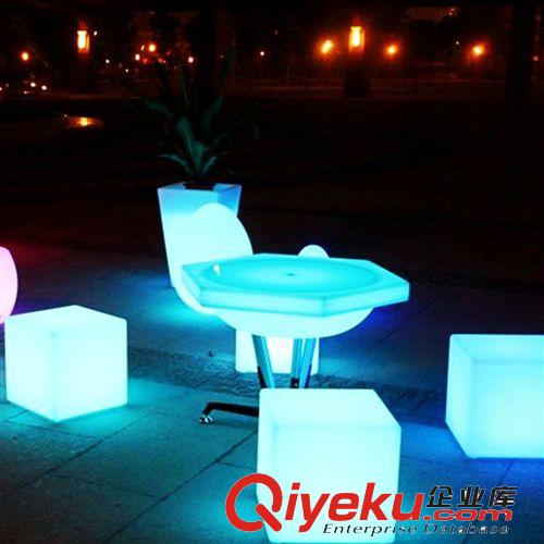 供應LED立方體 LED發光方桌 發光酒吧家具 LED發光家具 中山廠家