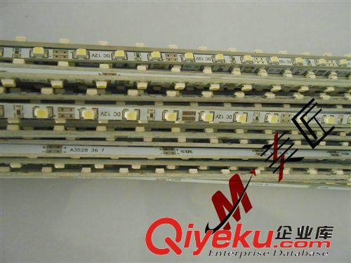廠家直銷 3528硬燈條72顆燈 led硬燈條 量大從優(yōu)