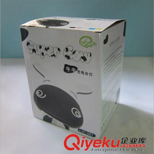 批發(fā)zp伊品堂牛牛臺(tái)燈心情嘟嘟牛充電臺(tái)燈led臺(tái)燈卡通可愛(ài)臺(tái)燈原始圖片3