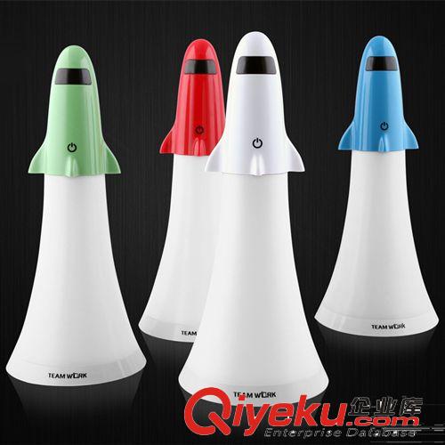 天蝸創(chuàng)意墻紙光控感應(yīng)開關(guān)壁燈 插電寶寶臥室床頭燈LED節(jié)能小夜燈