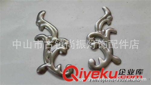 專業生產銷售；五金花邊，工藝品花邊，鐵藝花邊，燈飾花邊