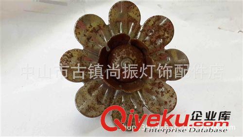 專業(yè)生產(chǎn)銷售；五金花邊，工藝品花邊，鐵藝花邊，燈飾花邊