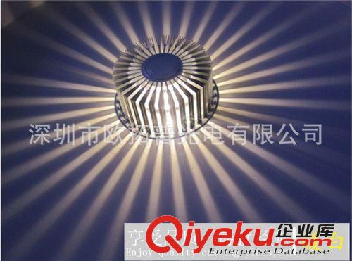 簡約經(jīng)典1w/3w led太陽花七彩壁燈 鏤空雕花壁燈 3年質(zhì)保