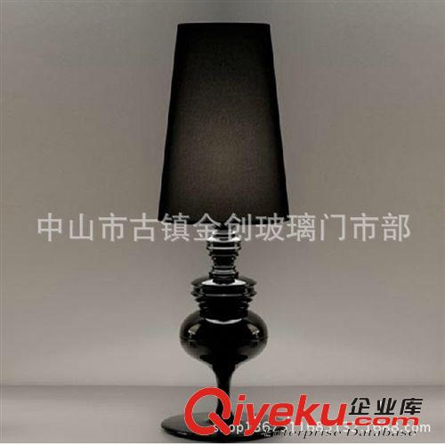 現(xiàn)代簡約衛(wèi)士臺燈 時尚客廳燈臥室書房臺燈酒店客房燈別墅會所燈原始圖片2