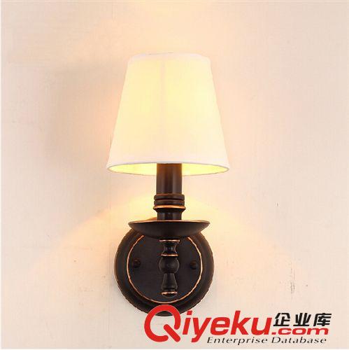 現(xiàn)代簡(jiǎn)約餐吊燈客廳落地?zé)翡X片落地?zé)舡h(huán)保鋁材餐吊燈廠家批發(fā)