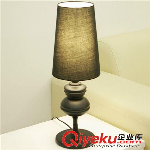現(xiàn)代簡(jiǎn)約臺(tái)燈客廳臺(tái)燈臥室床頭吊燈酒店客房時(shí)尚燈具廠家批發(fā)原始圖片2