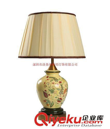 廠家直銷gd客房臺燈電鍍金古銅陶瓷燈體米白百折布罩配USB接口