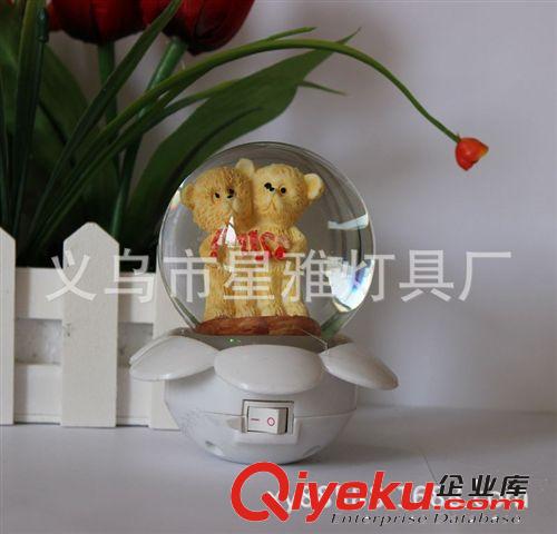 現(xiàn)貨供應(yīng)LED水晶球小夜燈 卡通小夜燈 七彩小夜燈支持混批