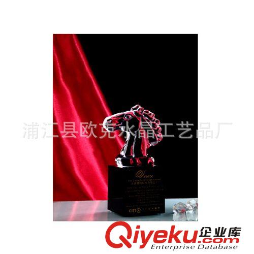 （新款2014年馬）2014年高檔水晶琉璃馬獎(jiǎng)杯禮品原始圖片3