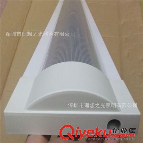 深圳供應(yīng)適用工廠照明配膠片防護(hù)T8防塵支架防霧燈具支架