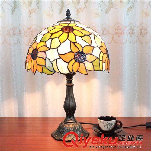 北歐簡(jiǎn)約創(chuàng)意個(gè)性鐵藝壁燈美式復(fù)古玻璃烤彎臥室餐廳過道書房壁燈