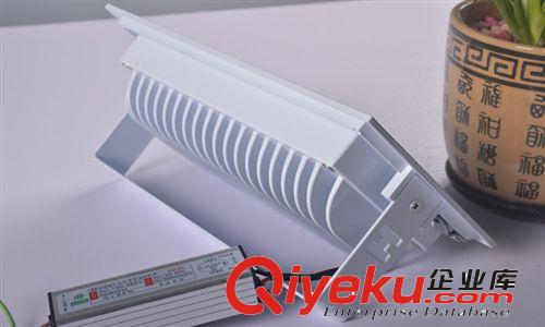 LED投光燈30W工礦燈泛光燈路燈投射燈室內(nèi)防水白色外殼東莞原始圖片2