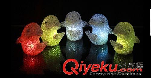 水晶海豚七彩小夜燈 led發(fā)光l顆粒 EVA 生日兒童發(fā)光卡通玩具禮物原始圖片3